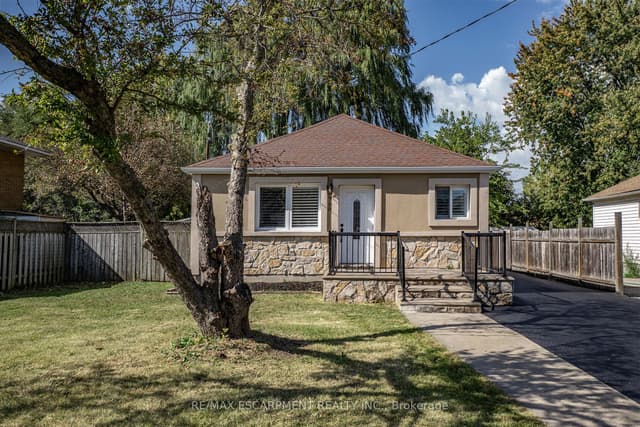 Detached at 788 Upper Gage Avenue, Hamilton, ON L8V 4K4