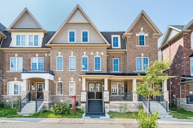 Att/Row/Townhouse at 30 Remembrance Road, Brampton, ON L7A 4Y8