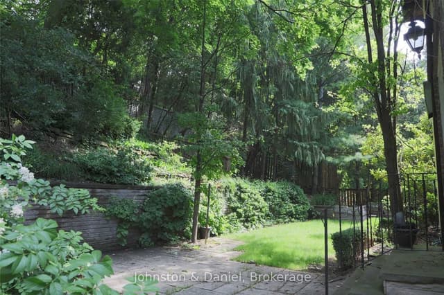 Detached at 76 Poplar Plains Crescent, Toronto, ON M4V 1E8, Toronto C02