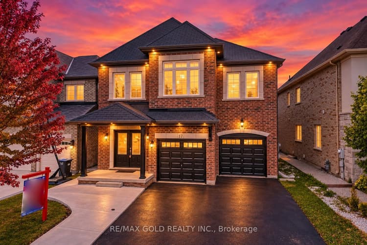 17 Lola Crescent