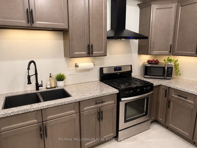 Att/Row/Townhouse at 13 Bechtel Street, Cambridge, ON N3C 1Z7