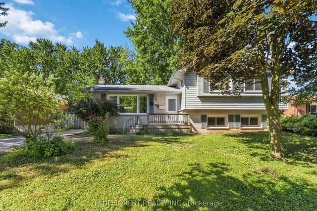 Detached at 59 Scotchpine Crescent, London North, ON N6G 2E1