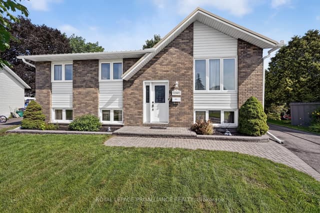 Detached at 1305 Brockmount Place, Brockville, ON K6V 5Z6