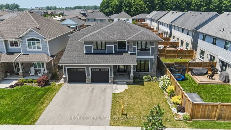 22 Weir Crescent