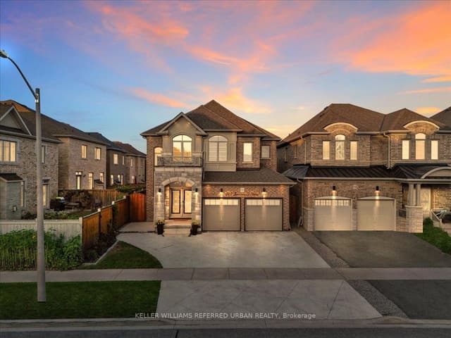 Detached at 302 Inverness Way, Bradford West Gwillimbury, ON L3Z 0W8
