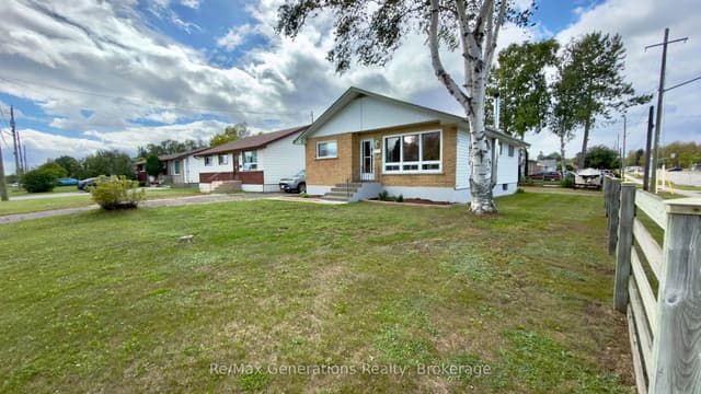 Detached at 177 Matthews Street, Thunder Bay, ON P7A 3K8
