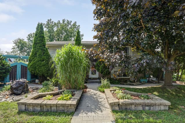 Detached at 37 Fifth Avenue, St. Thomas, ON N5R 4C4