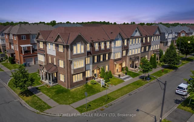 Att/Row/Townhouse at 22 Crossbill Road, Brampton, ON L7A 0S5