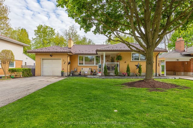 Detached at 58 Centre Crescent N, London South, ON N6J 2Z6