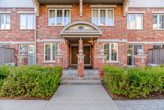 Condo Townhouse at 2551 Sixth Line 25, Oakville, ON L6H 0H7