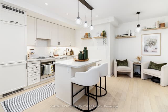 Condo Apartment at 9075 Jane Street 2102, Vaughan, ON L4K 0L7