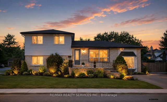Detached at 34 Watson Crescent, Brampton, ON L6W 1E7