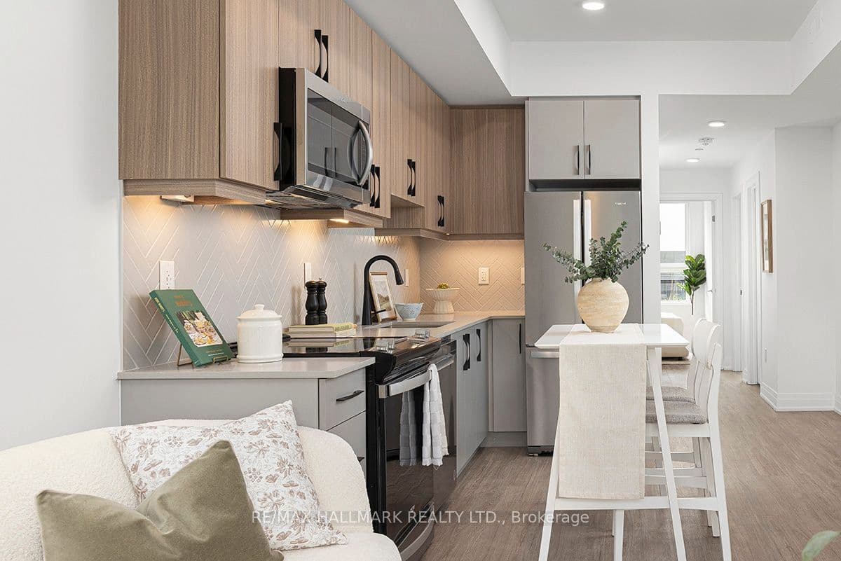 Suite 2, Unit 2 · 15 Brenthall Ave W