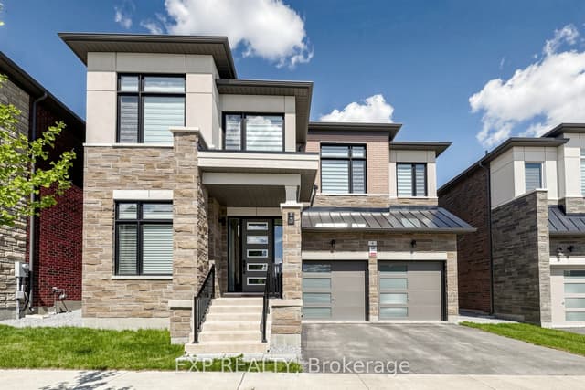 Detached at 9 Backhouse Drive, Richmond Hill, ON L4E 1M8