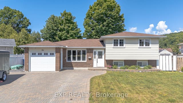 Detached at 10 Kathryn Crescent, North Bay, ON P1B 8P4