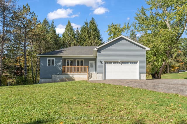 Detached at 5082 Highway 15, Kingston, ON K0H 2N0