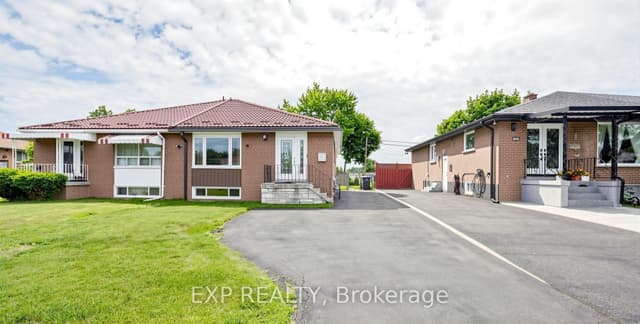 Semi-Detached at 71 Addington Crescent Main, Brampton, ON L6T 2R4