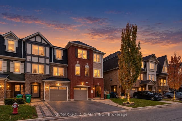 Att/Row/Townhouse at 14 Memory Lane, Brampton, ON L7A 0V9