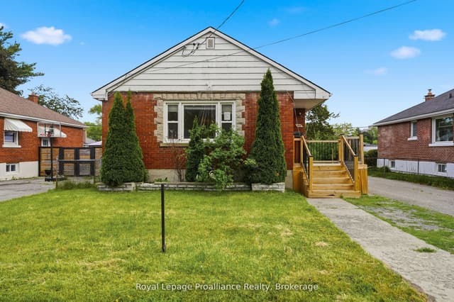 Detached at 355 Bridge Street, Belleville, ON K8N 1P7