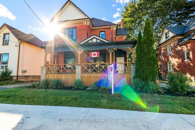Detached at 20 Alma Street, St. Thomas, ON N5P 3A8