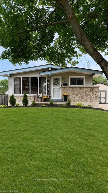 Detached at 241 Thorner Drive, Hamilton, ON L8V 2M6