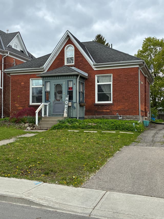 Duplex at 50 Perry Street, Woodstock, ON N4S 3C3