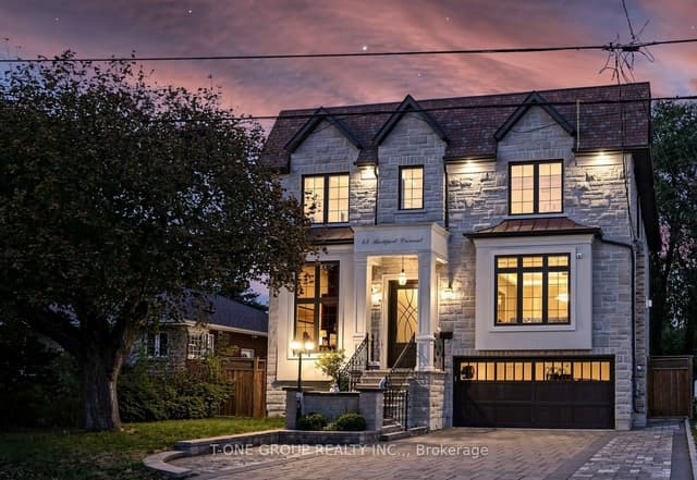 Detached at 43 Rockport Crescent, Richmond Hill, ON L4C 2L7