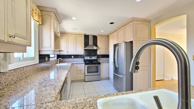 Upper Level at 424 Military Trail, Toronto, ON M1E 4E7, Toronto E09