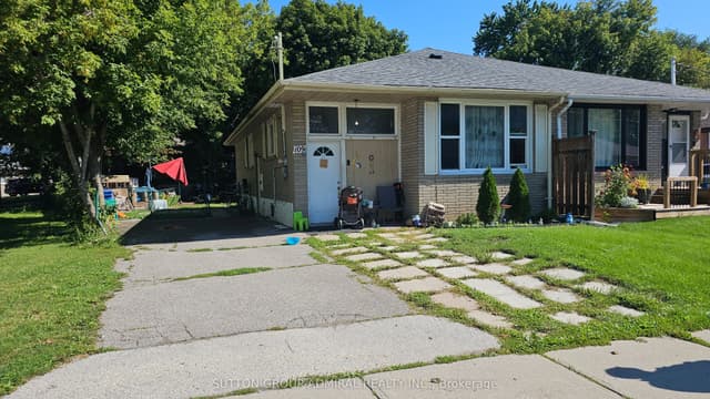 Semi-Detached at 109 Sheldon Avenue Bsmt, Newmarket, ON L3Y 2V8