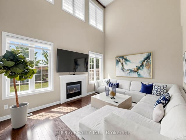 Detached at 88 Sweet Anna Court, Vaughan, ON L6A 4E4