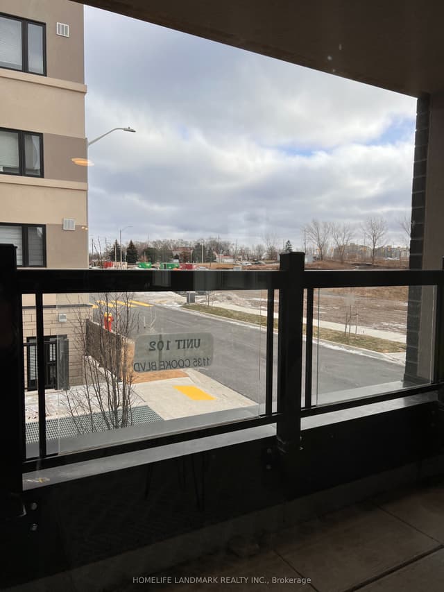 Condo Townhouse at 1135 Cooke Boulevard 102, Burlington, ON L7T 0C3