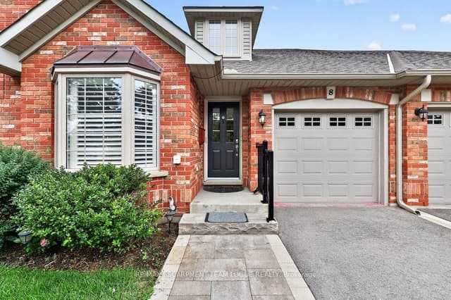 Condo Townhouse at 767 Maple Avenue 8, Burlington, ON L7S 2K1