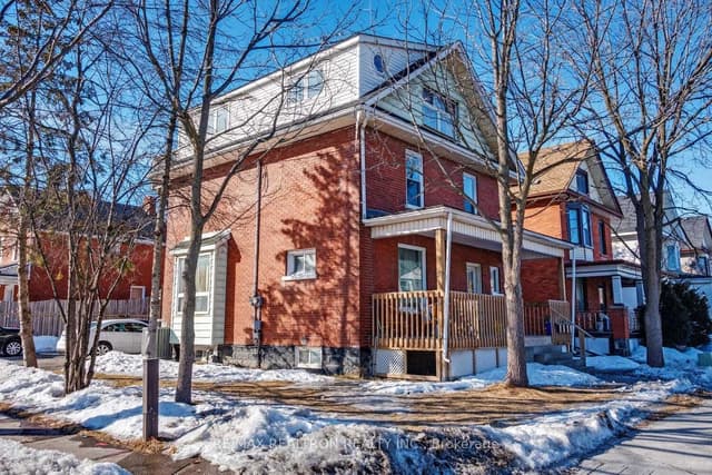 Triplex at 54 Ritson Road S, Oshawa, ON L1H 5G9