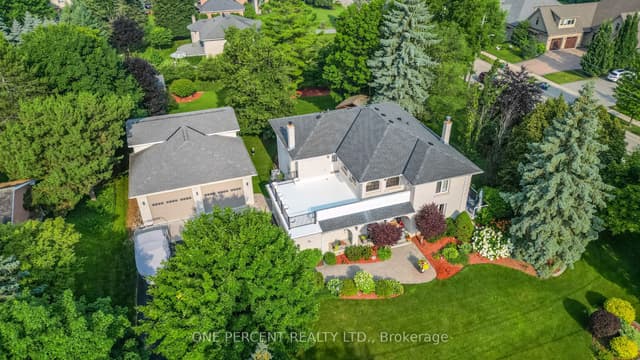 Detached at 15 MARQUETTE Drive, Kitchener, ON N2P 2H2