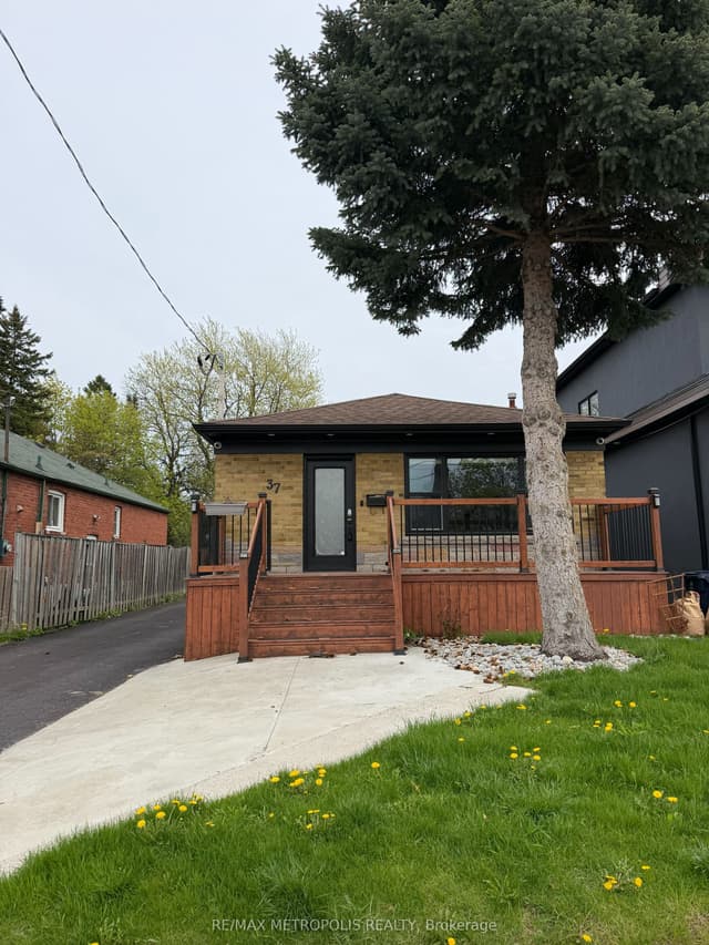 Detached at 37 Lynvalley Crescent, Toronto, ON M1R 2V1, Toronto E04