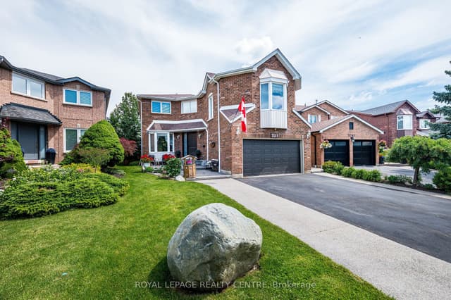 Detached at 3211 Dovetail Mews, Mississauga, ON L5L 5K4