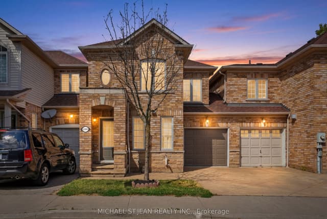 Att/Row/Townhouse at 2393 Curtis Road, Burlington, ON L7L 7M4