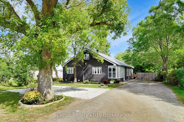 Detached at 16175 Jane Street, King, ON L7B 0G3