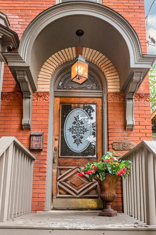 Triplex at 282 Hess Street S, Hamilton, ON L8P 3P7