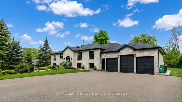 Detached at 16112 The Gore Road, Caledon, ON L7C 3E6