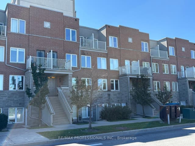 Condo Townhouse at 5 Richgrove Drive E 104, Toronto, ON M9R 0A3, Toronto W09