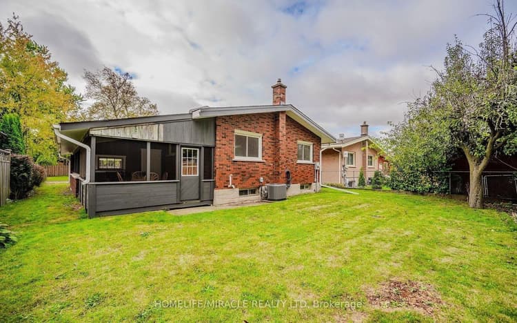 10 Greenwood Avenue