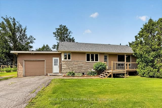 Detached at 3679 Dunrobin Road, Constance Bay - Dunrobin - Kilmaurs - Woodlawn, ON K0A 3M0