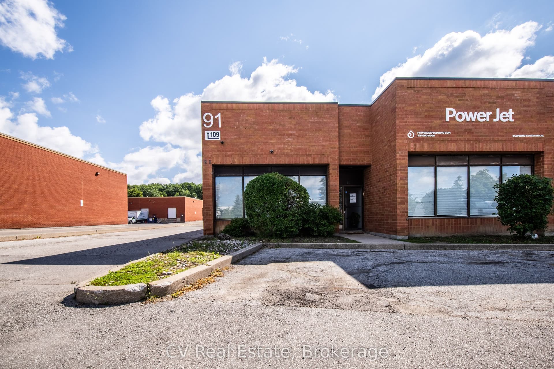 Unit 12 · 91 Fernstaff Crt