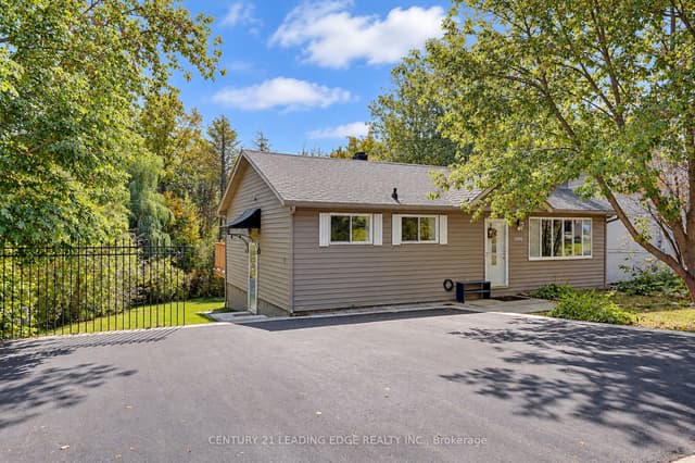 Detached at 1006 Elgin Street Basement, Newmarket, ON L3Y 3C1