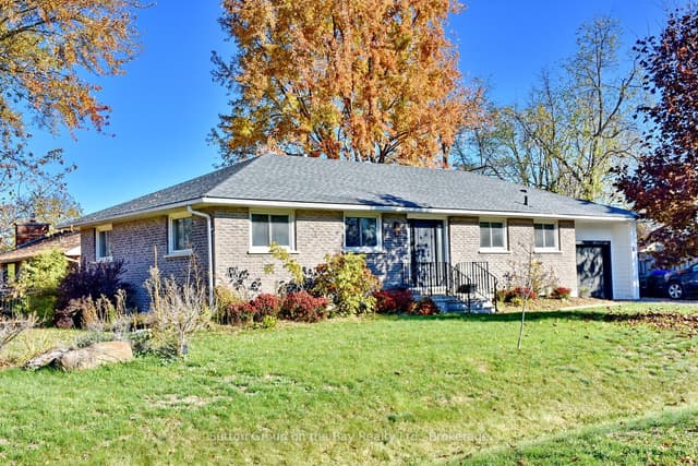 Detached at 5 BROCK Crescent, Collingwood, ON L9Y 4A4
