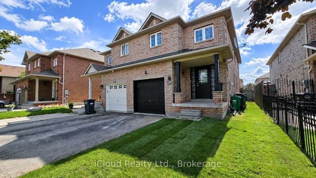 Semi-Detached at 39 Manett Crescent, Brampton, ON L6X 4X4