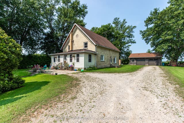Detached at 3047 Bruce 1 Road, Kincardine, ON N0G 2T0