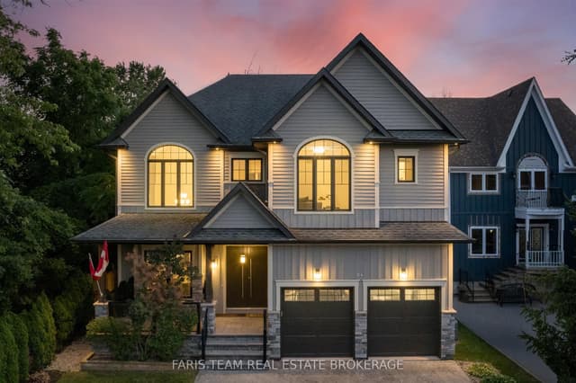 Detached at 1648 Roslyn Avenue, Innisfil, ON L9S 4N2