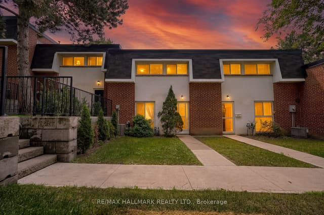 Condo Townhouse at 94 George Henry Boulevard 24, Toronto, ON M2J 1E7, Toronto C15